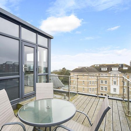 Westcliff Penthouse With Sea Views And Balcony Apartment บอร์นมัธ ภายนอก รูปภาพ