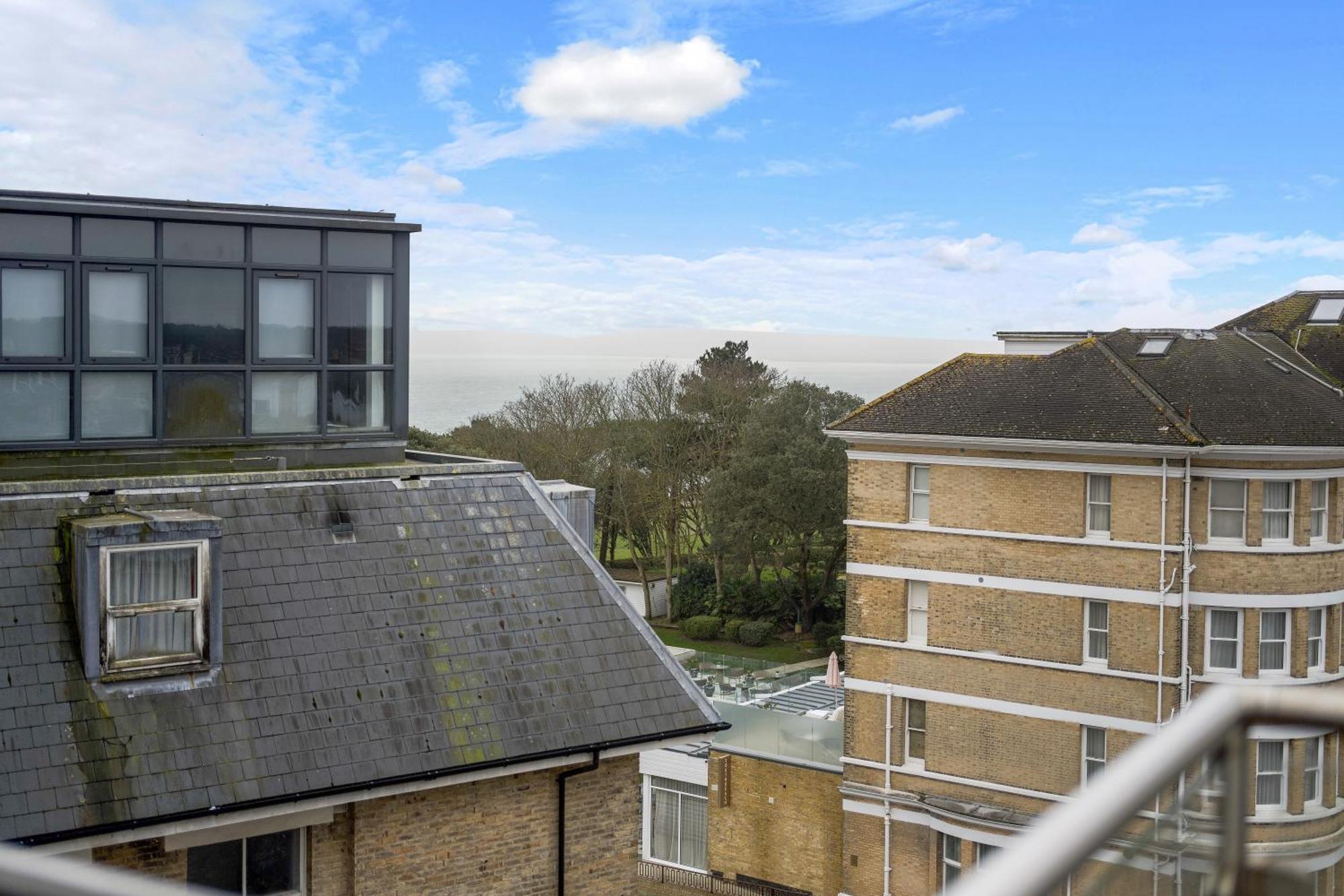 Westcliff Penthouse With Sea Views And Balcony Apartment บอร์นมัธ ภายนอก รูปภาพ